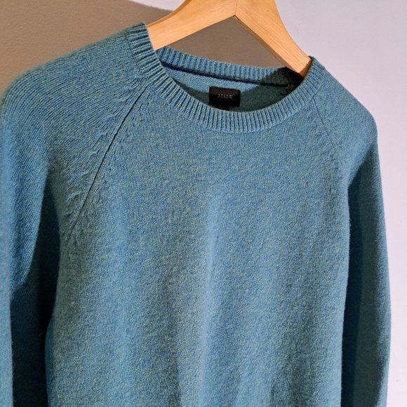 J. Crew 100% Lambs Wool Men's Medium Crew Neck Sweater Style 15676 - Picture 4 of 15